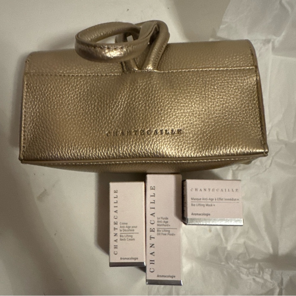 Chantecaille Skincare 3 Piece Sample travel set with Pouch Anti- Age  NEW